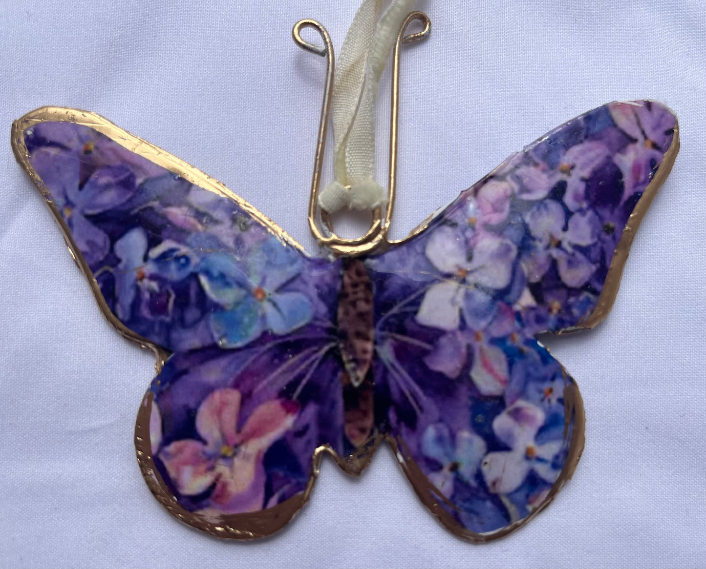 Floral Bloom Butterfly Hanging Heart Decoration