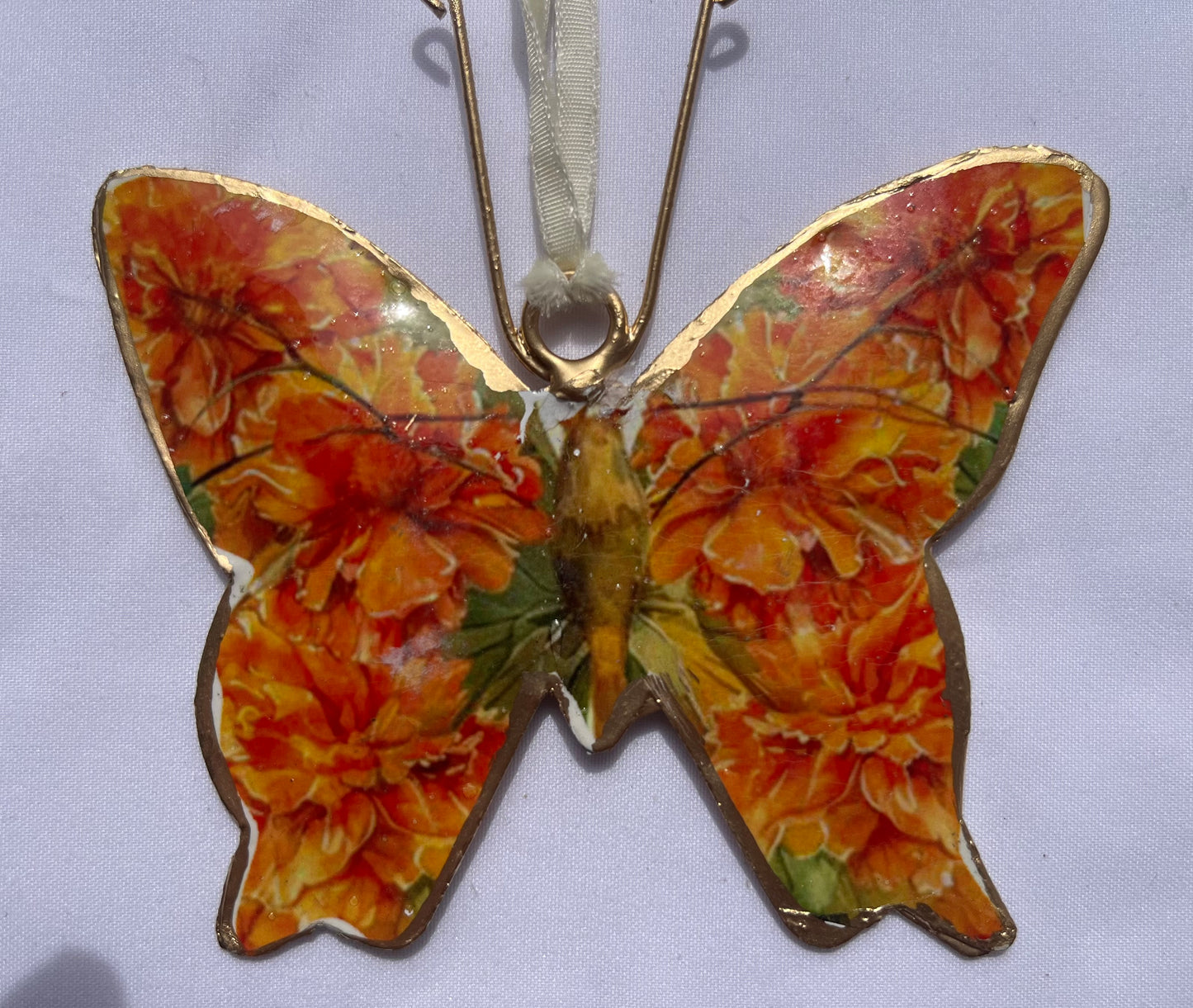 Floral Bloom Butterfly Hanging Heart Decoration