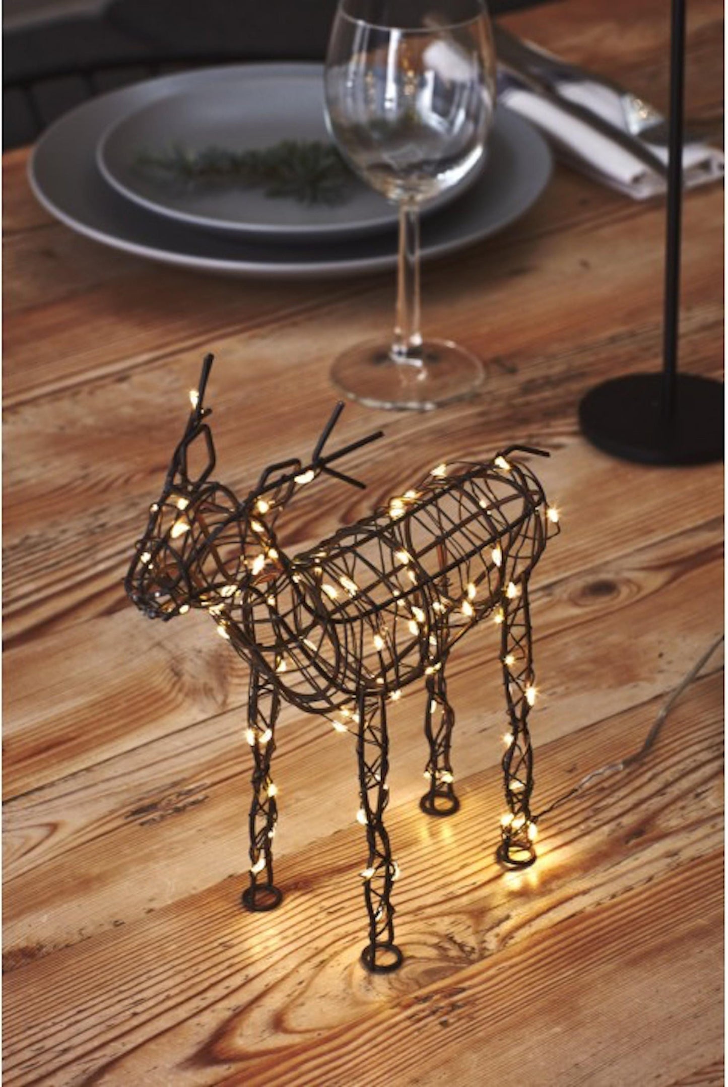 CHRISTMAS Table Top LED Light Up Battery Operated Wire Brown Reindeer Large