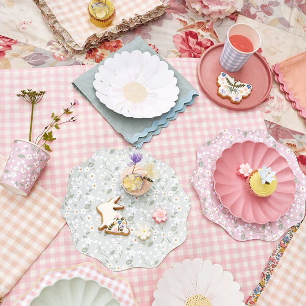 Meri Meri Wild Daisy Plates