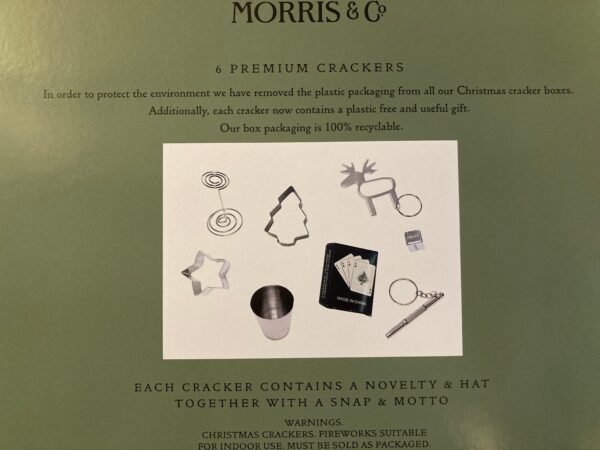 Morris & Co Arbutus Christmas Crackers